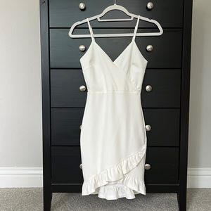 Darling white mini dress from Lulus! Perfect for grad pics! Size xxs